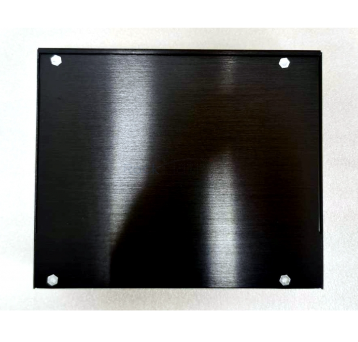 Black case for the Noah 3/5 motherboard with 12 SMA holes